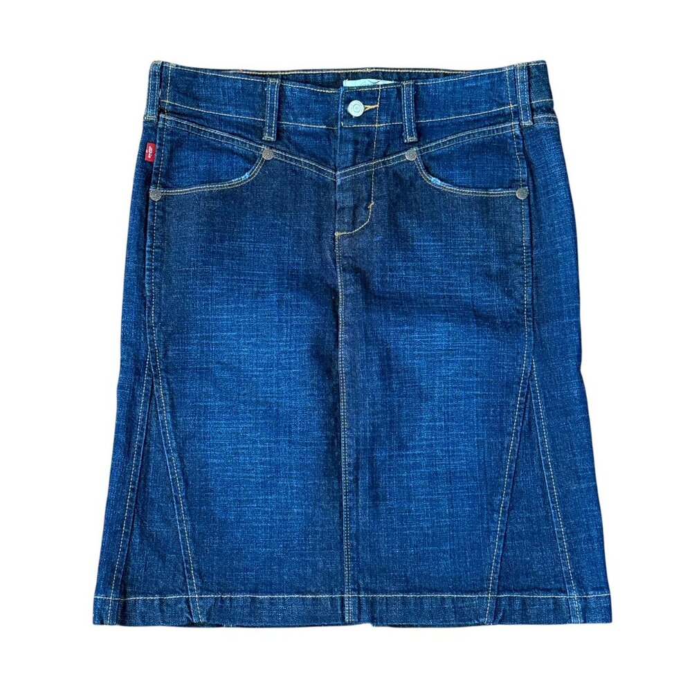 NWOT - Levi's Dark Wash Denim A-Line Western Yoke Skirt – Size 6